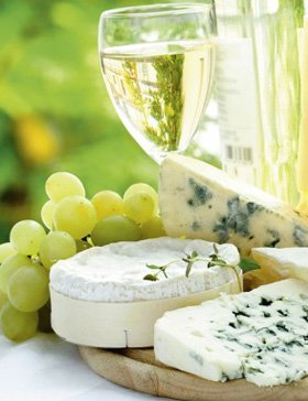 Weißwein und Käse