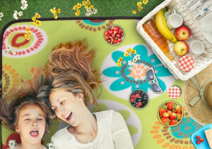 Entspanntes Picknick mit der Familie