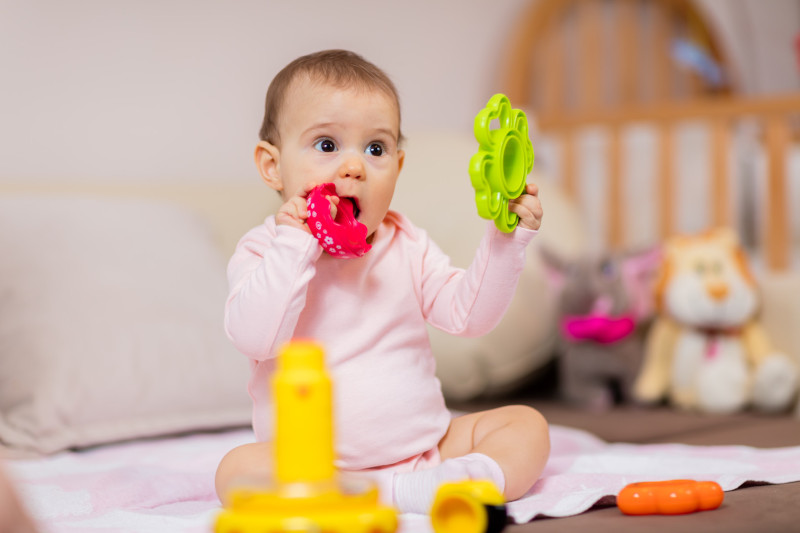 Baby Schlafanzug