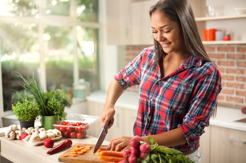 Die Zubereitung frischer Lebensmittel ist beim Wunsch nach Gewichtsverlust essenziell.