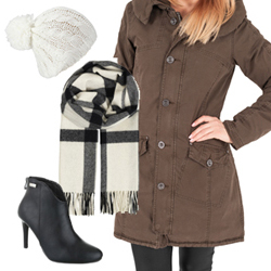 Winteroutfit mit Schal für Damen