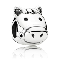 Charms in Tierform