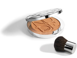 Puder und Pinsel