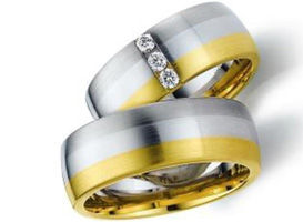 Tricolor-Ringe mit Platinanteil