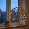 Relaxdays LED-decoratieve bol, op batterijen, draadbol, Productafbeelding-voorbeeld 3