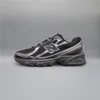 New Balance Sneakers U740BM2 in Black color size 45 Voir les images du produit 15