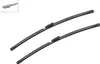 Two windshield wipers are shown against a white background. Voir les images du produit