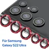 A close-up of several camera lens protectors arranged in front of a smartphone's camera module, with text overlay indicating compatibility. Produktbild-Vorschau