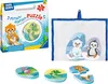A collage of a children's bath puzzle set, showing the product packaging, a mesh storage bag with two puzzle pieces, and three loose puzzle pieces. Produktbild-Vorschau