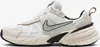 Nike V2K Run Summit White Light Orewood Brown (Women's) - Produktbild-Vorschau 2