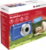 The image shows the packaging of a blue AgfaPhoto Realishot DC8200 digital camera, with the camera prominently displayed on the front. A young woman is lying on grass in the background, suggesting a lifestyle context. Anteprima dell’immagine prodotto