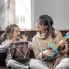 Hape Gitalele Flower-Power - Kinder Gitarren-Spielzeug und Produktbild-Vorschau 3