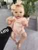 48 cm große Meadow-Puppe mit Mädchenkörper aus Vinyl, 100 % Produktbild-Vorschau 3