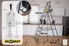 A stepladder is shown in a kitchen setting with various dimensions and weight capacity highlighted. Podgląd zdjęcia produktu