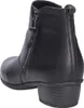 A black leather ankle boot is shown from the back-right side. Anteprima dell’immagine prodotto