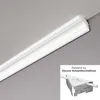 A white decorative molding profile is shown installed at the junction of a wall and ceiling. A small inset image shows a cardboard cutting template. Produktbild-Vorschau