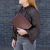 Étagère Selencia Croco pour Apple iPad Air 11 pouces (2026) Voir les images du produit 2