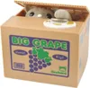 A coin bank shaped like a cardboard box with a cat peeking out of the top. Anteprima dell’immagine prodotto