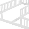 A close-up view of the white wooden frame of a children's bed. Anteprima dell’immagine prodotto