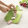 Planche à découper pliable : Fini le désordre à côté de la Voir les images du produit 2