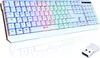 A white wireless gaming keyboard with RGB lighting and a USB dongle. Produktbild-Vorschau