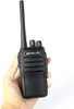 A hand holding a black Retevis RT21 walkie-talkie against a white background. Náhled obrázku produktu