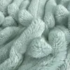 Kuscheldecke 150x200 cm - Warme Flausige Bettüberwurf Decke Produktbild-Vorschau 2
