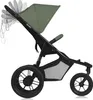 A side view of a green and black jogging stroller against a white background. Náhled obrázku produktu