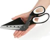 com-four® Pizzaschere mit Servierfläche, Pizzaschneider mit Produktbild-Vorschau 5