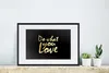 MuchoWow® Gerahmtes Poster Zitat - Liebe - Schwarz - Gold Produktbild-Vorschau 4