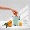 SMEG Zitruspresse - elektrisch - Pastellgrün - CJF01PGEU Produktbild-Vorschau 4