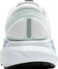 Rear view of a women's running shoe. Produktbild-Vorschau