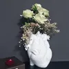 Dekorative Herzvase aus Harz, Weiß, Klein – Kreativer Produktbild-Vorschau 6