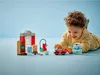 LEGO DUPLO Voitures Disney et Pixar La visite de McQueen au Voir les images du produit 14