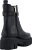 A black Guess Chelsea boot with a platform sole is shown from the side against a white background. Anteprima dell’immagine prodotto