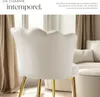 Fauteuil STELLA 67 x 64 x 76 cm - Aspect velours crème/or Voir les images du produit 4