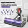 A Dyson vacuum cleaner attachment and several compatible vacuum cleaner models are displayed against a blurred background of a room. Produktbild-Vorschau