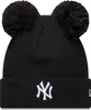 A black New York Yankees beanie with two pom-poms on top and the team logo embroidered on the front. Náhľad obrázku produktu