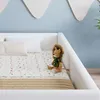 Lit rembourré moderne pour enfant avec poches de rangement Voir les images du produit 9