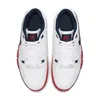 A top-down view of a pair of Nike Cross Trainer Low sports shoes. Náhled obrázku produktu