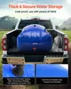 A blue water bladder is loaded into the bed of a white pickup truck, with smaller inset images showing details of the bladder's construction. Voir les images du produit