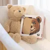 Ollie & Leila Leila's Bär Baby Nachtlicht mit Verpackung und Kuscheltier im Kinderbett – Einschlafhi Produktbild-Vorschau