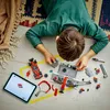 LEGO® City 60443 Arrêt au stand F1 avec équipe de pit-bull Voir les images du produit 4