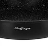 A close-up view of the side of a black frying pan with a speckled interior and the brand name 'Cheffinger' printed on the side. Podgląd zdjęcia produktu