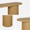 Collage of close-up shots of a wooden console table with a fluted base and an oval top. Anteprima dell’immagine prodotto