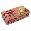 A product shot of two cans of tuna in olive oil, presented in a cardboard box. Anteprima dell’immagine prodotto