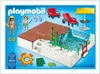 A Playmobil swimming pool playset is shown on its packaging. Voir les images du produit