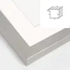 Close-up of a picture frame corner with a diagram showing its dimensions. Anteprima dell’immagine prodotto