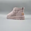 A single pink UGG boot is shown against a plain gray background. Produktbild-Vorschau