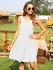 Vestido corto de verano con mangas y bolsillos - Blanco Vista previa de la imagen del producto 4